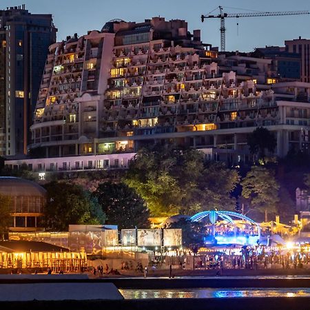 Arcadia City Apartments Odessa Eksteriør billede