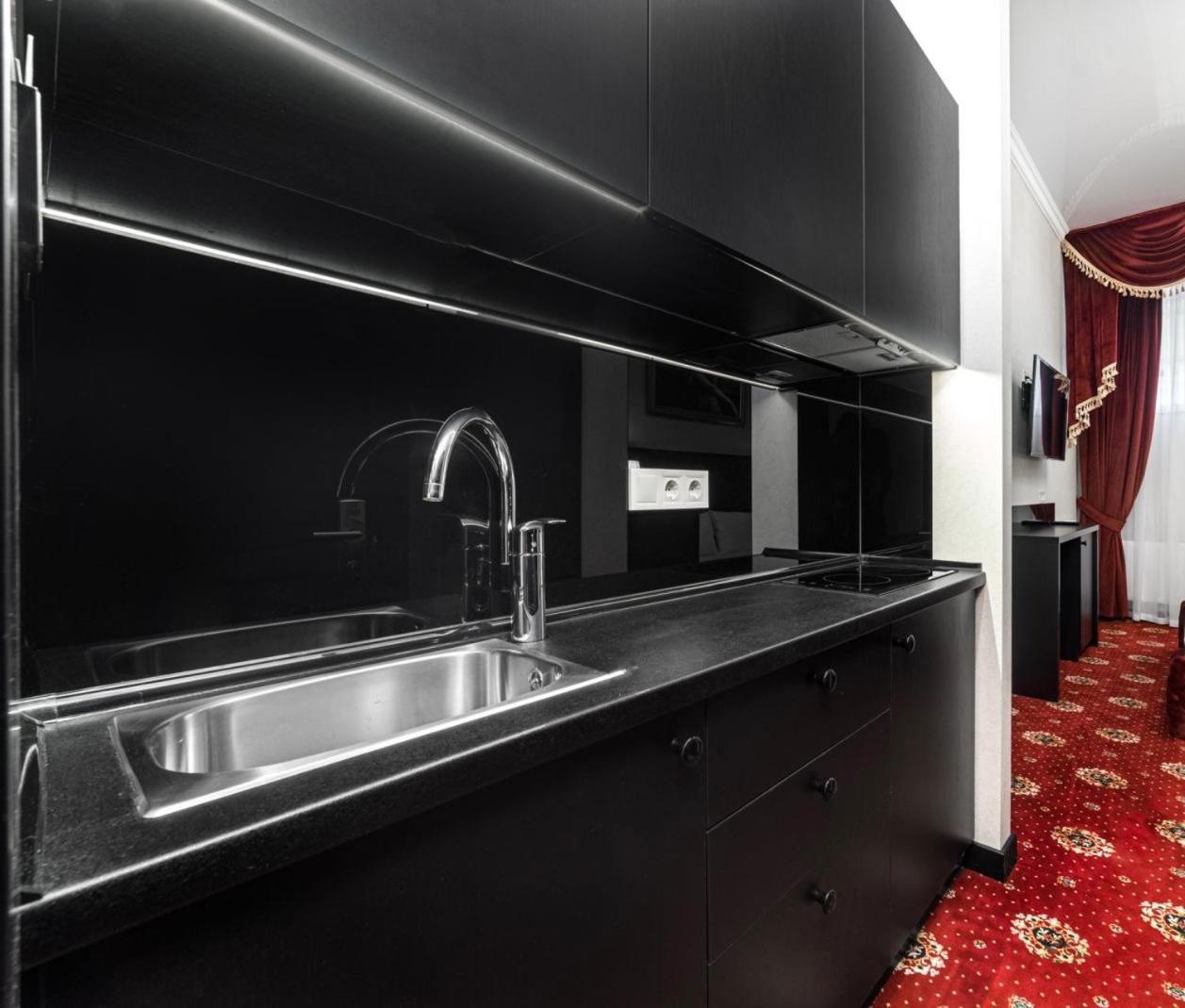 Arcadia City Apartments Odessa Eksteriør billede